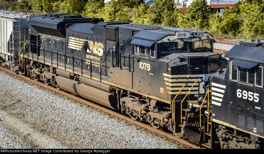 NS 1079